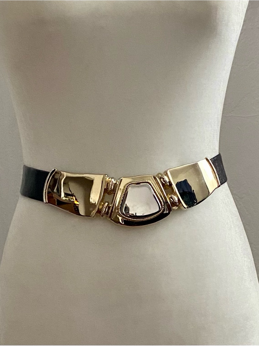 Vintage 80s Gold and Silver-Tone Metal Buckle Statement Belt